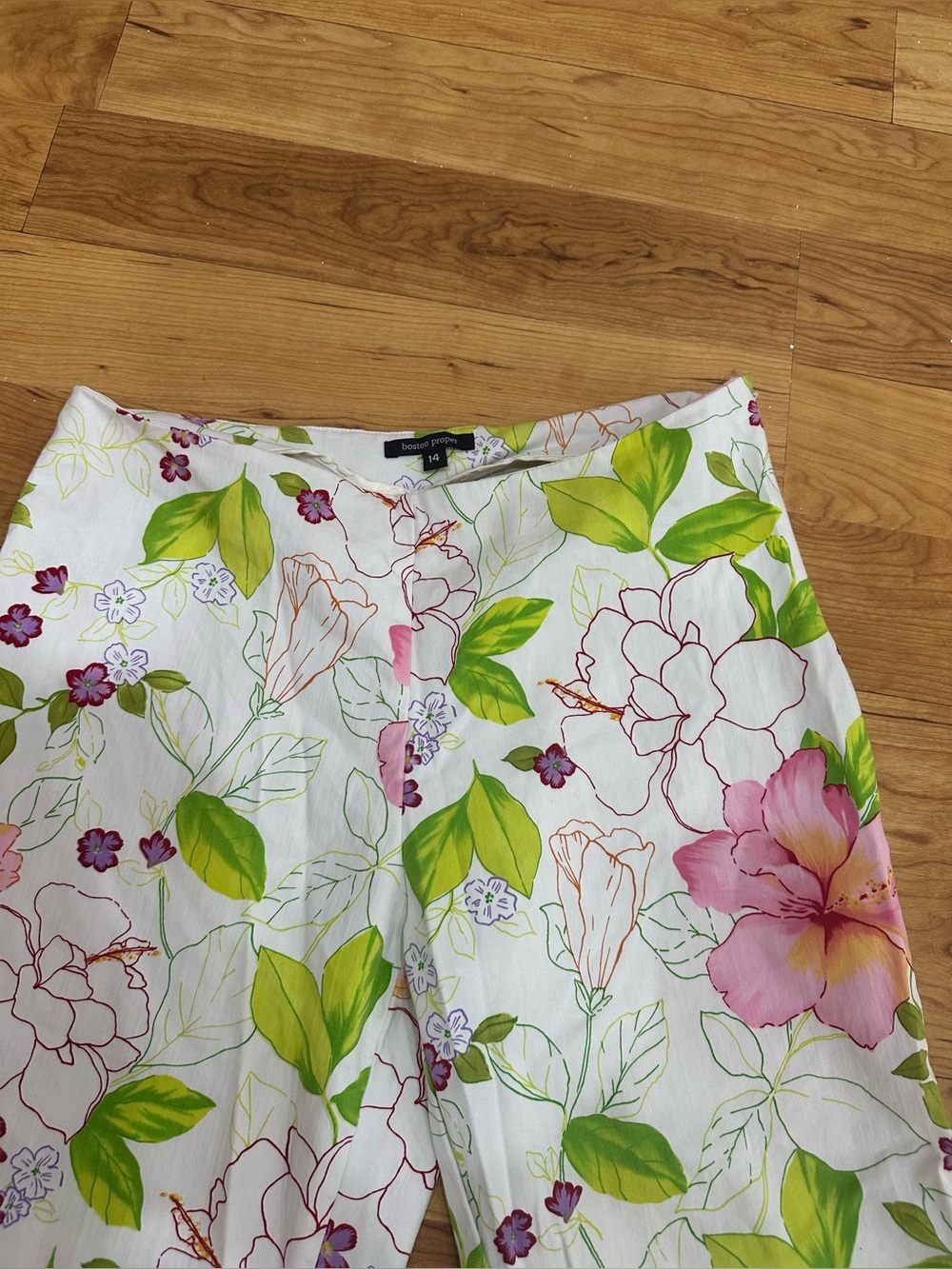 Boston Proper White Pants with Pink Floral & Lime Green Leaf Print